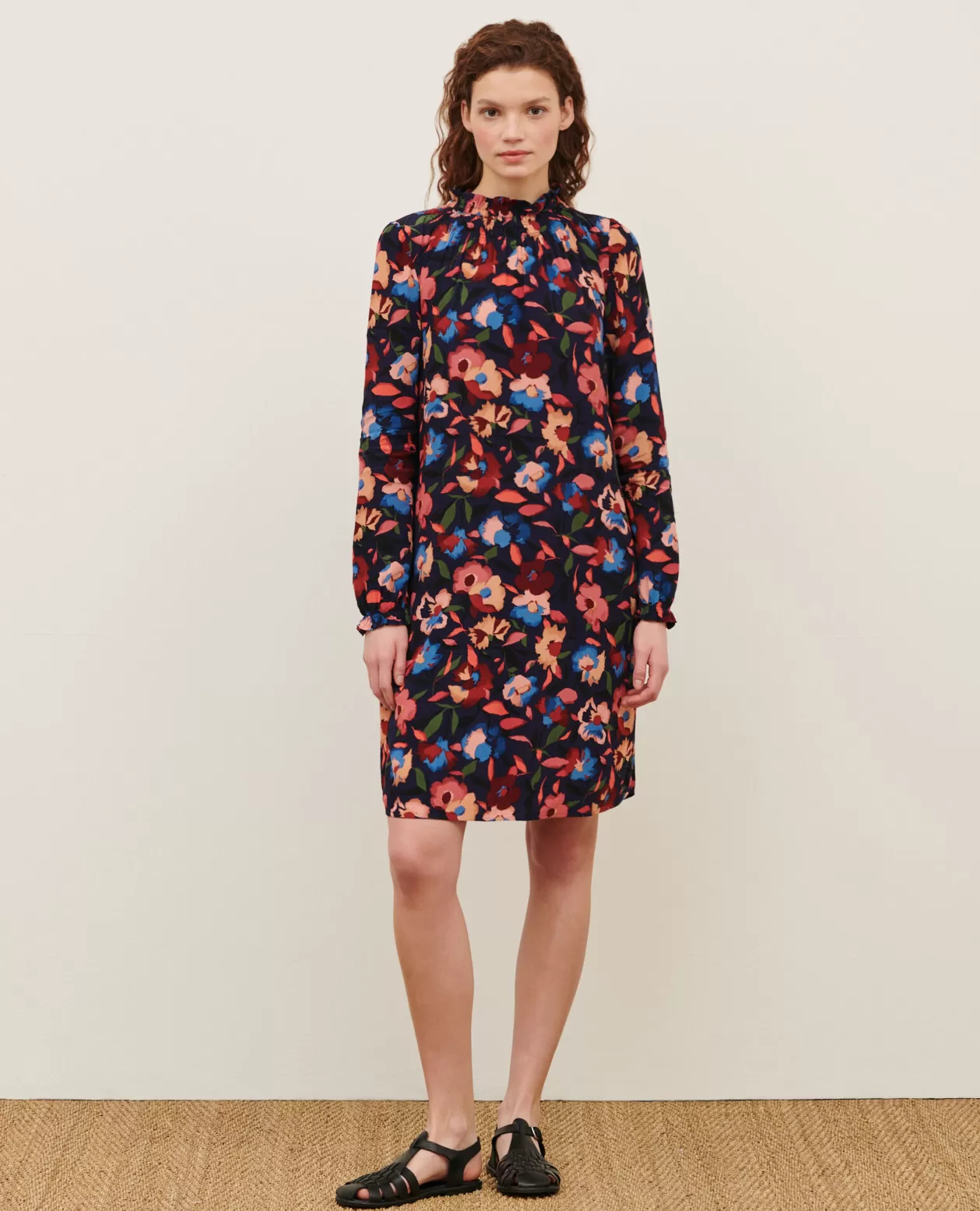 Shop Comptoir des Cotonniers Aglae - Silky Printed Dress 8858 69 Navy Print