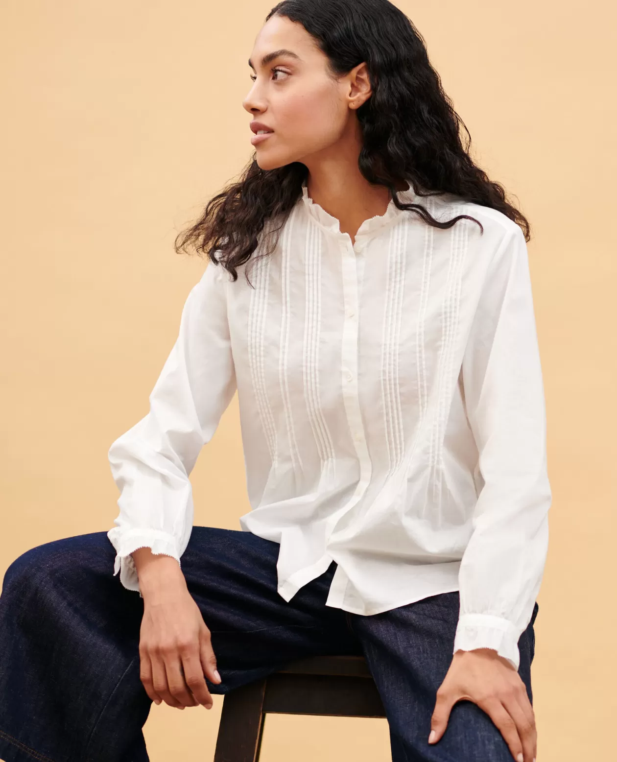 Shop Comptoir des Cotonniers Cotton Shirt 4224 Gardenia