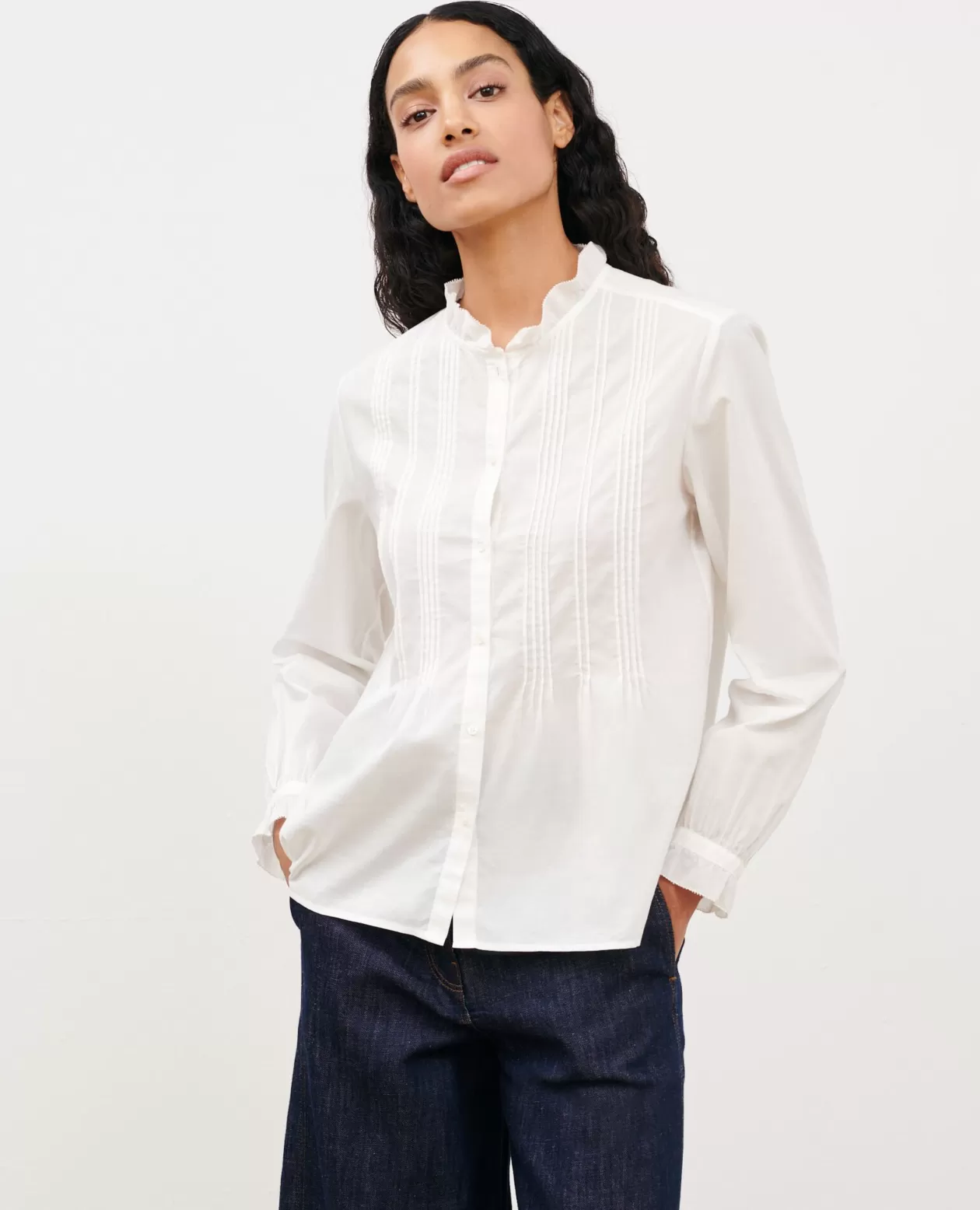 Shop Comptoir des Cotonniers Cotton Shirt 4224 Gardenia