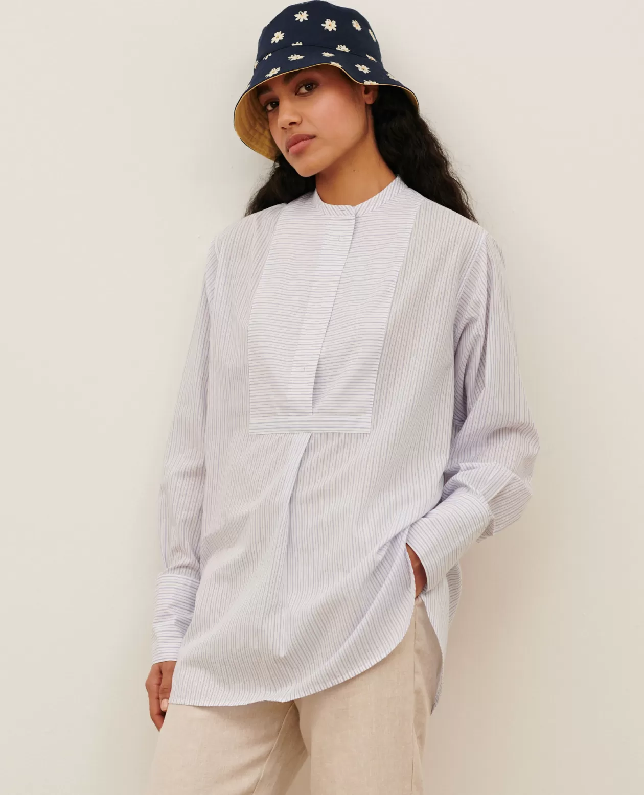 Fashion Comptoir des Cotonniers Cotton Shirt With High-Low Hem 0622 Blue Medium Stripes