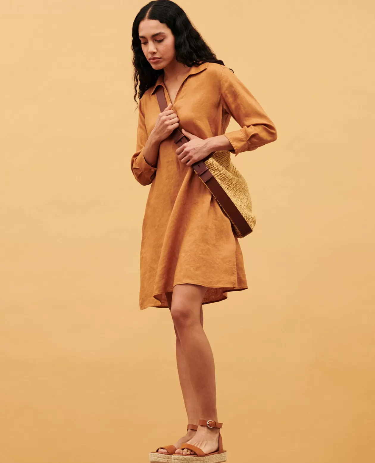 Online Comptoir des Cotonniers Daisy - Floaty Linen Dress 0320 Almond Brown