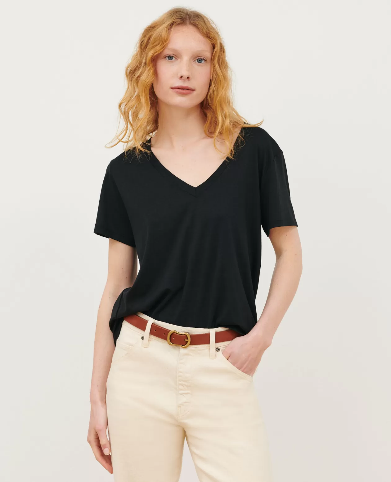 Best Sale Comptoir des Cotonniers Lea - Loose V-Neck T-Shirt Black Beauty