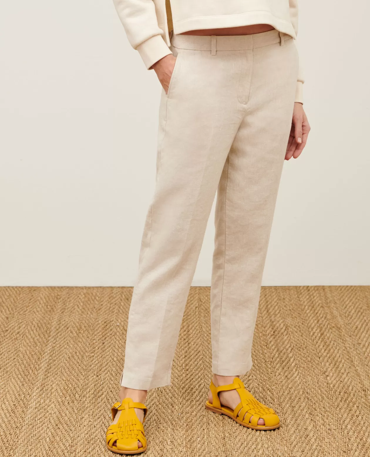 Shop Comptoir des Cotonniers Marguerite - Cigarette Trousers 0310 Beige Natural