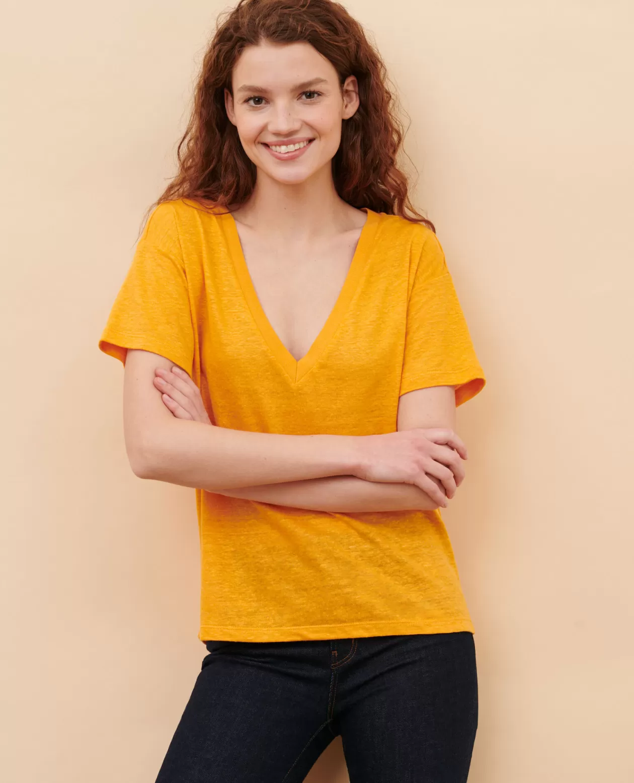 Hot Comptoir des Cotonniers Sarah - Linen V-Neck T-Shirt 23 Orange