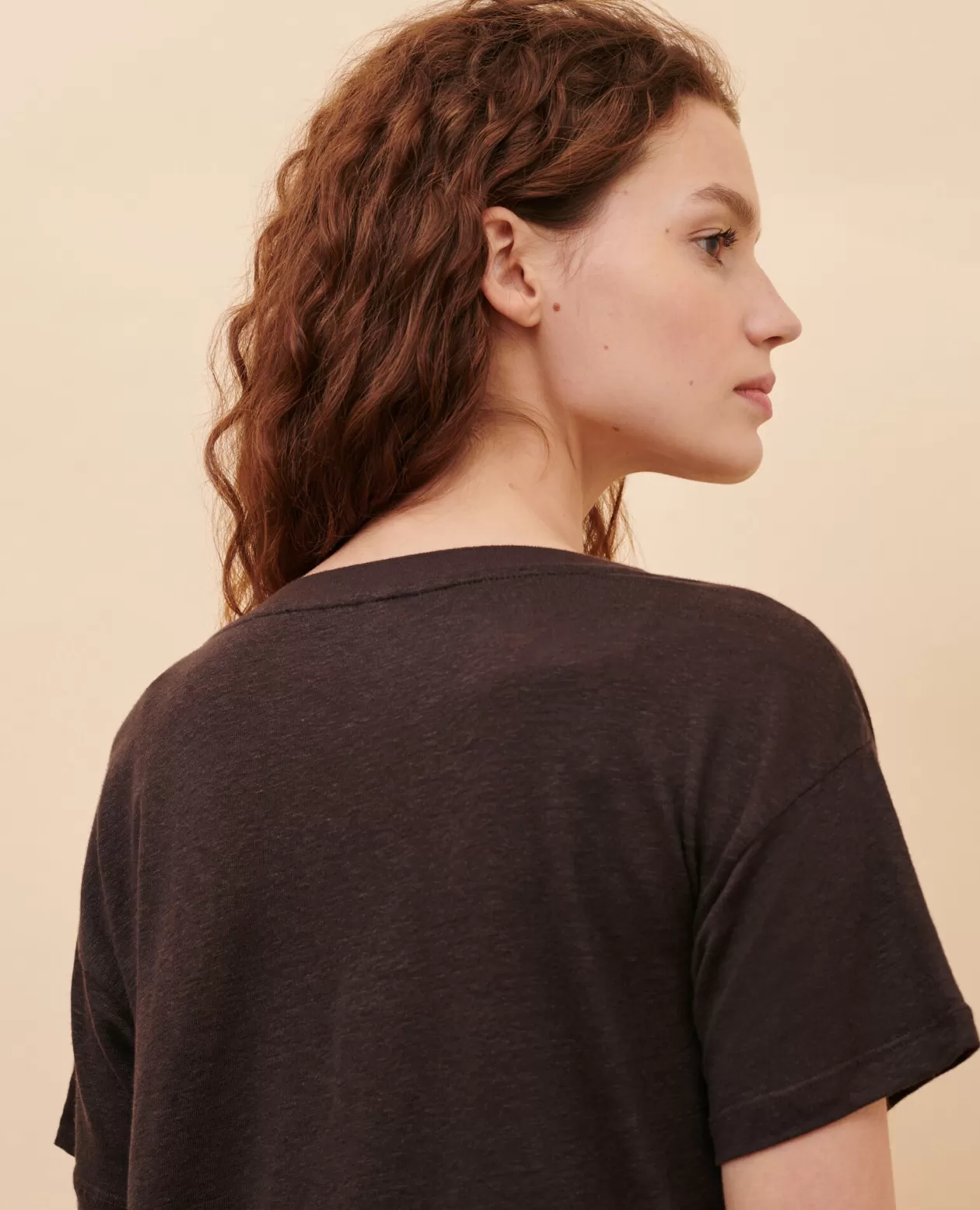 Hot Comptoir des Cotonniers Sarah - Linen V-Neck T-Shirt Mole
